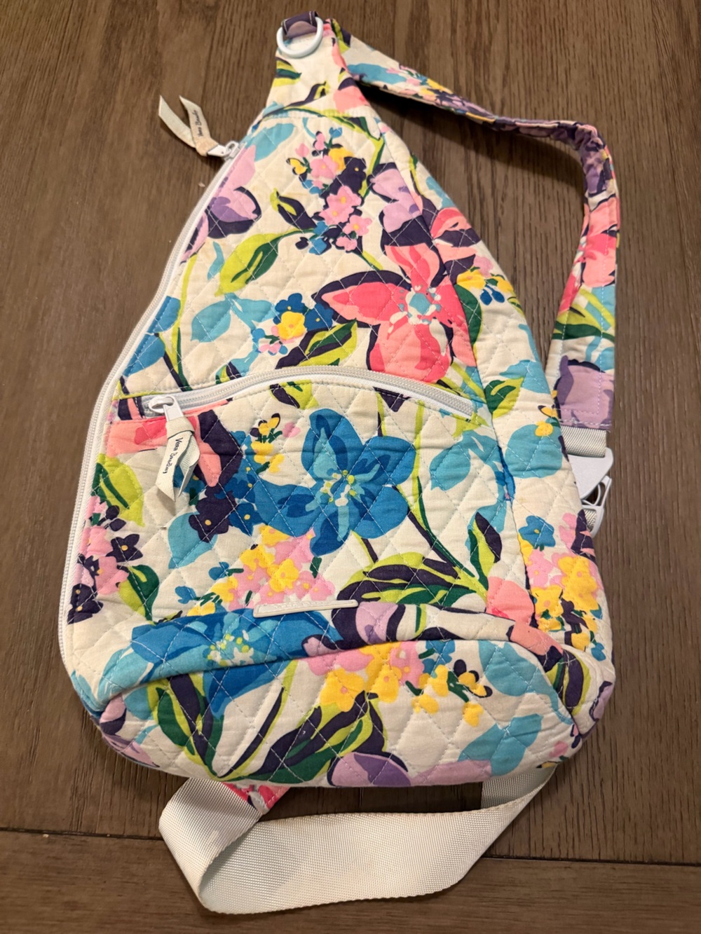 Vera Bradley Essential Sling Backpack Marian Floral quilted crossbody